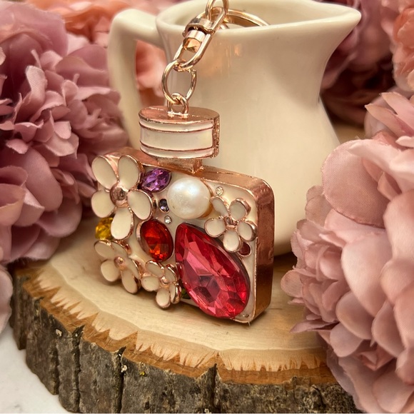 Pink Crystal Flower Perfume Bottle Keychain Charm - Picture 4 of 16